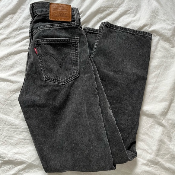 Levi’s dad Jean - Picture 4 of 4